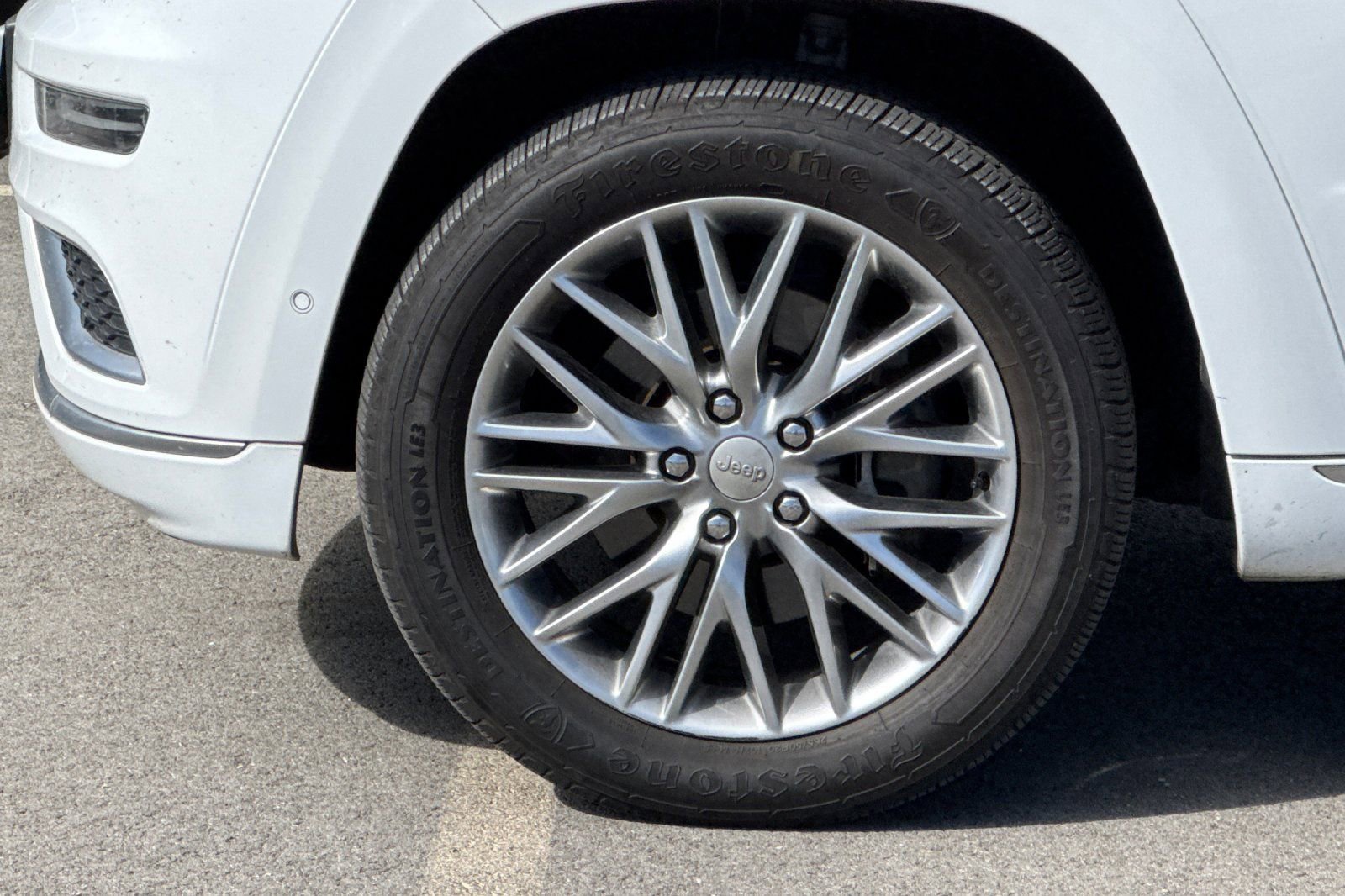 Used 2018 Jeep Grand Cherokee Summit w/ Platinum Series Group image 34