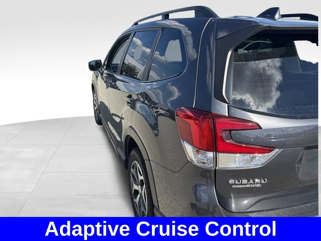 Used 2021 Subaru Forester Premium AWD/4WD image 4