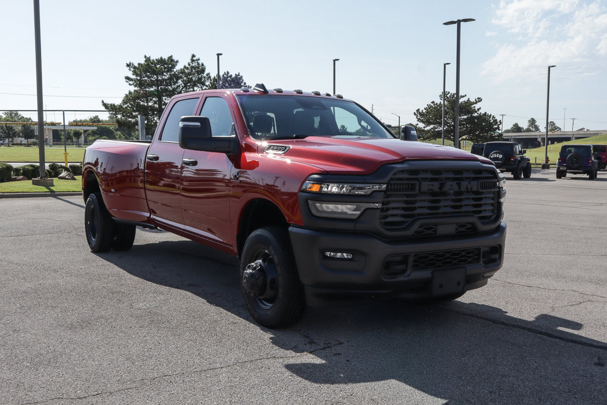 New 2027 RAM 3500 Tradesman AWD/4WD image 4
