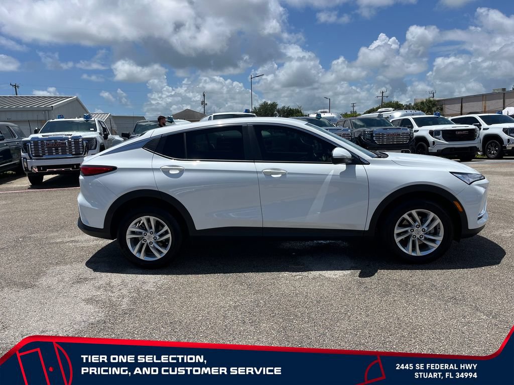 Used 2025 Buick Envista Preferred w/ Convenience I Package FWD image 8