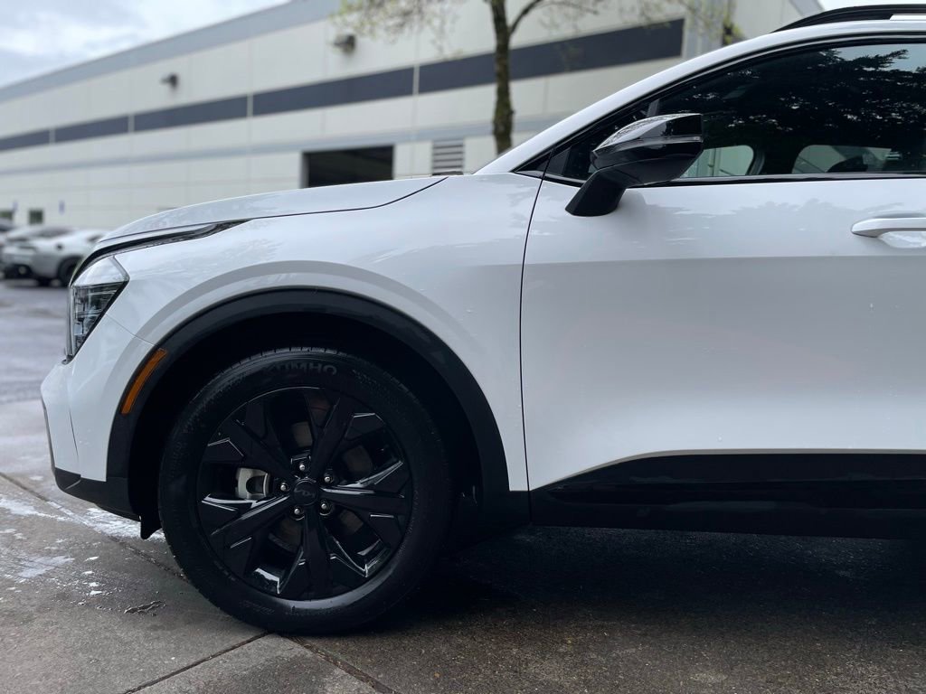 Used 2025 Kia Sportage X-Line w/ Premium Package image 7