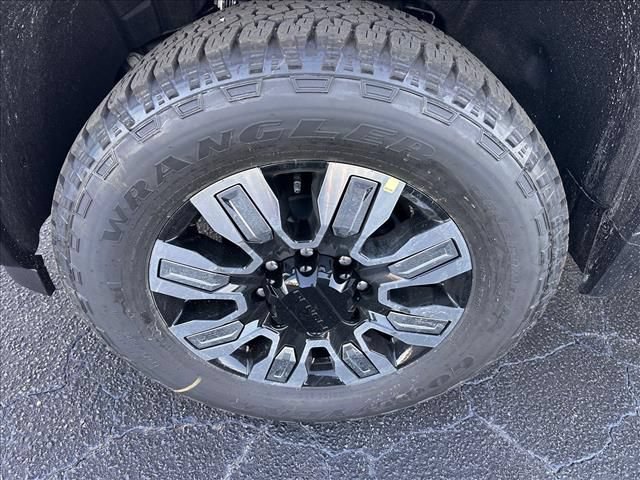 New 2026 GMC Sierra 2500 Denali w/ Denali Reserve Package AWD/4WD image 14