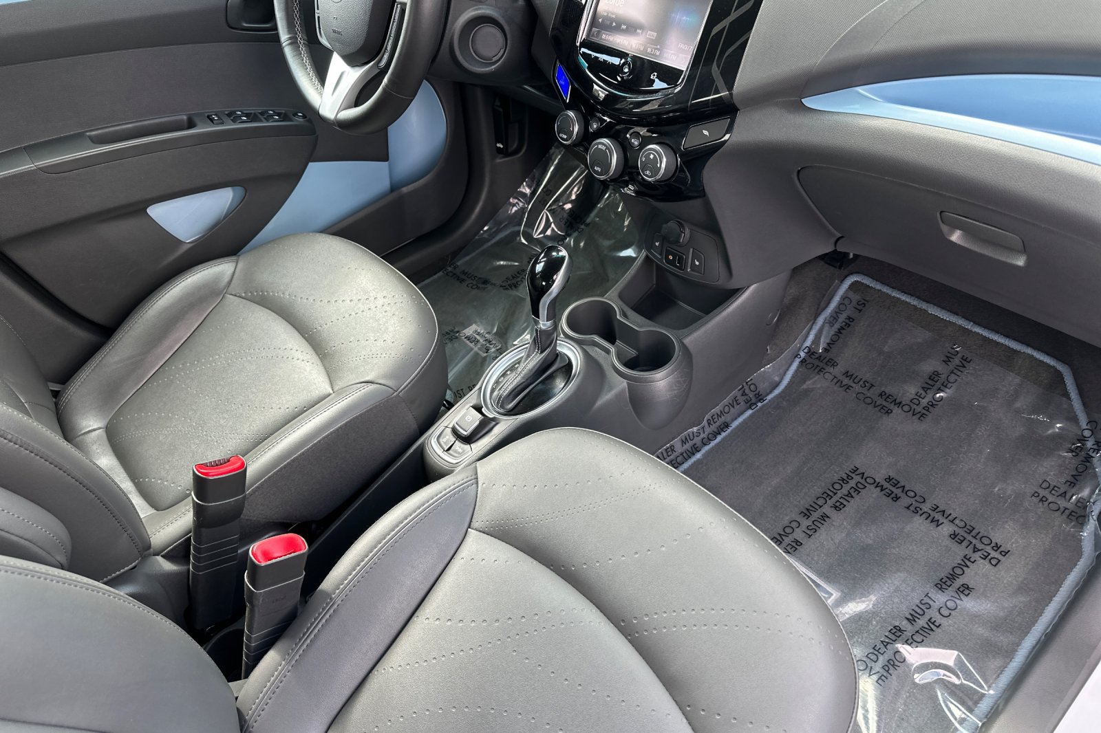 Used 2014 Chevrolet Spark LT FWD image 20