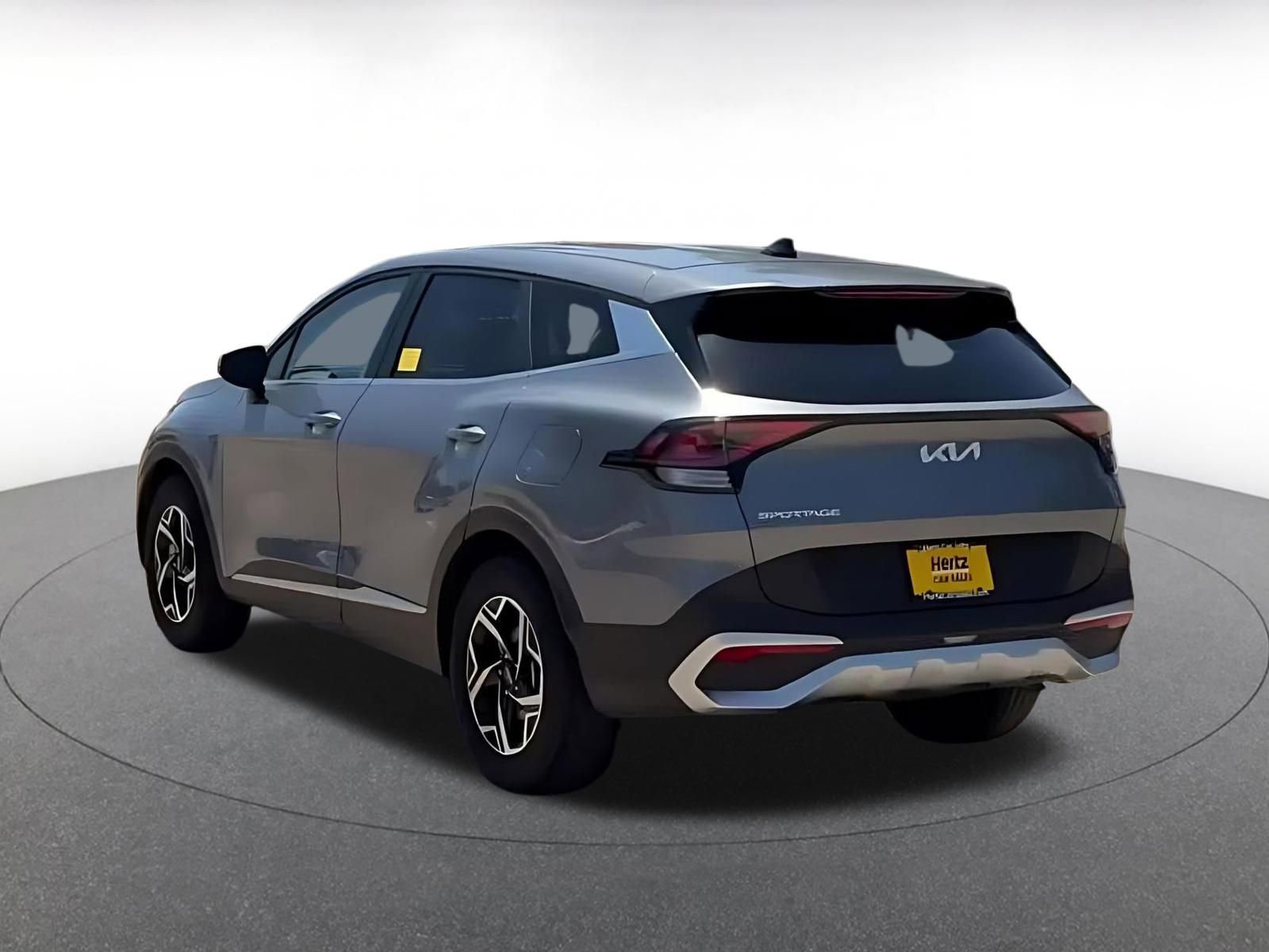 Used 2025 Kia Sportage LX FWD image 11