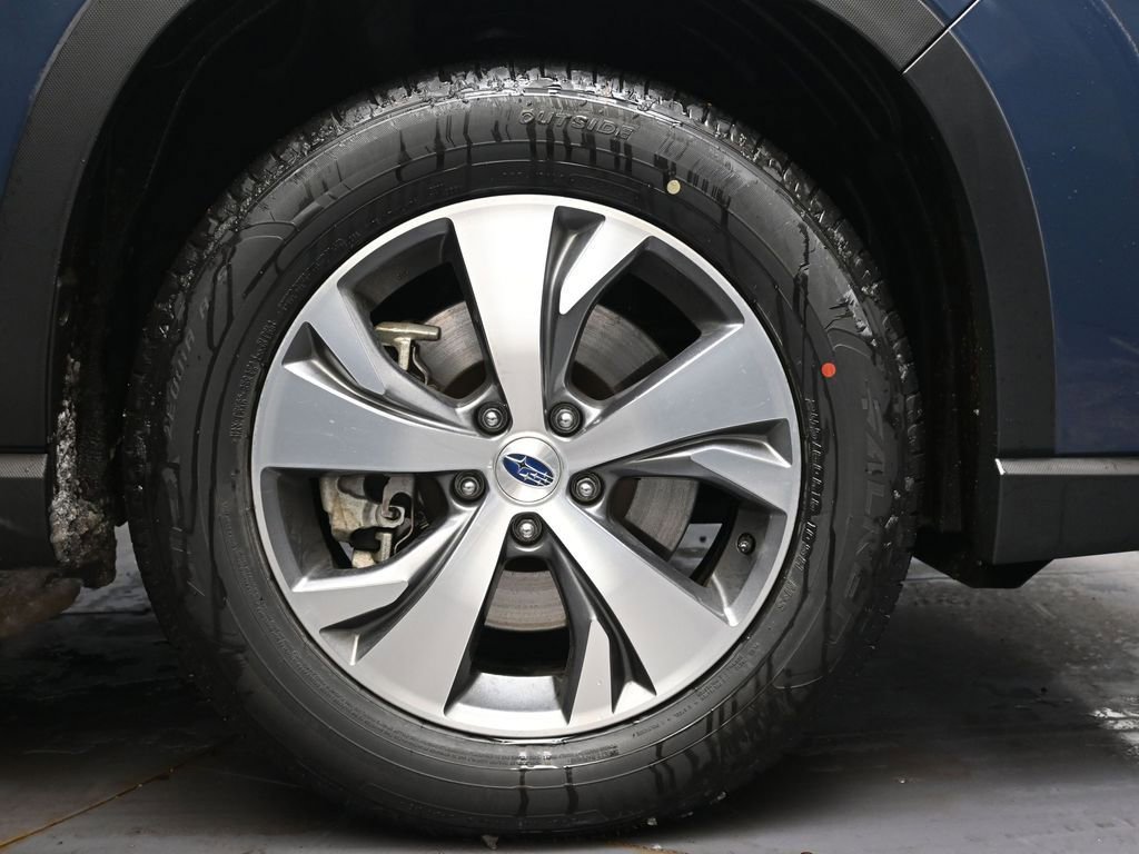 Used 2024 Subaru Ascent Premium w/ Convenience Package image 10