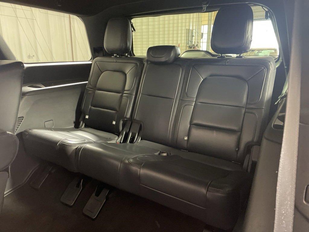 Used 2024 Lincoln Navigator Reserve image 19
