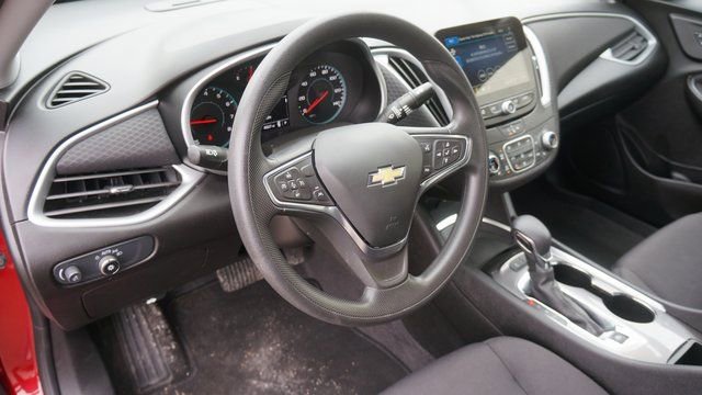 Used 2024 Chevrolet Malibu LT image 11