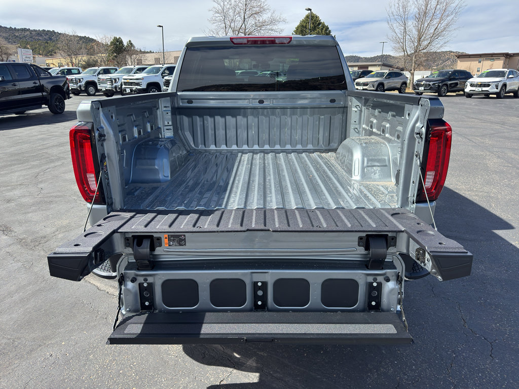 New 2026 GMC Sierra 1500 SLT w/ SLT Convenience Package image 10