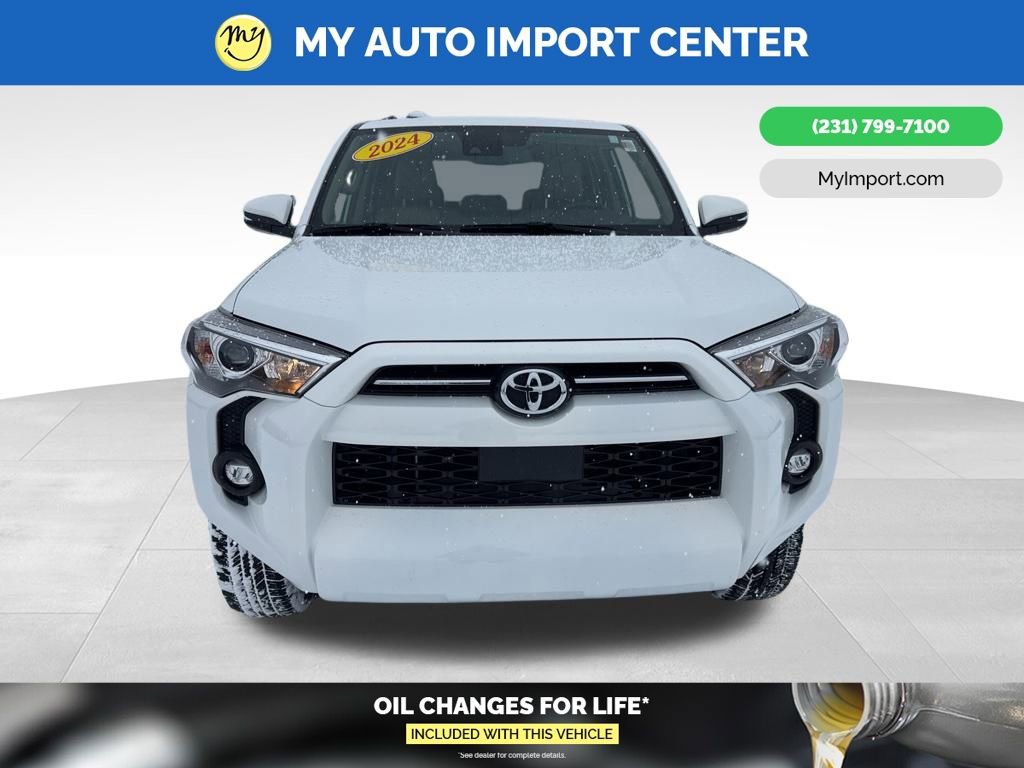 Used 2024 Toyota 4Runner SR5 Premium image 2