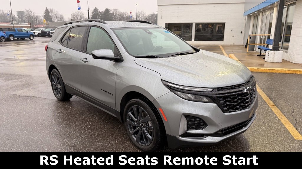 Used 2024 Chevrolet Equinox RS image 2
