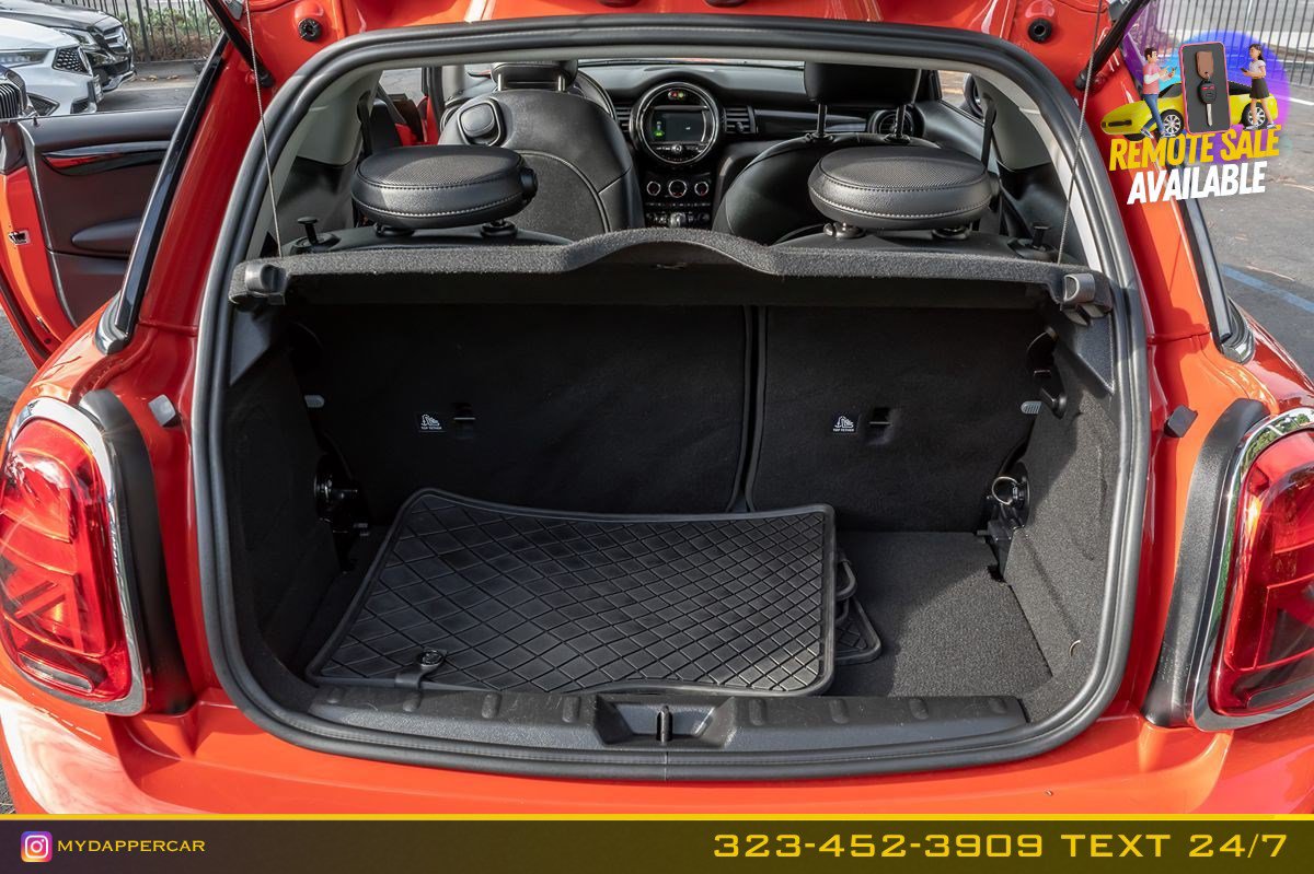 Used 2021 MINI Cooper 2-Door Hardtop w/ 6.5" Touchscreen Package FWD image 14