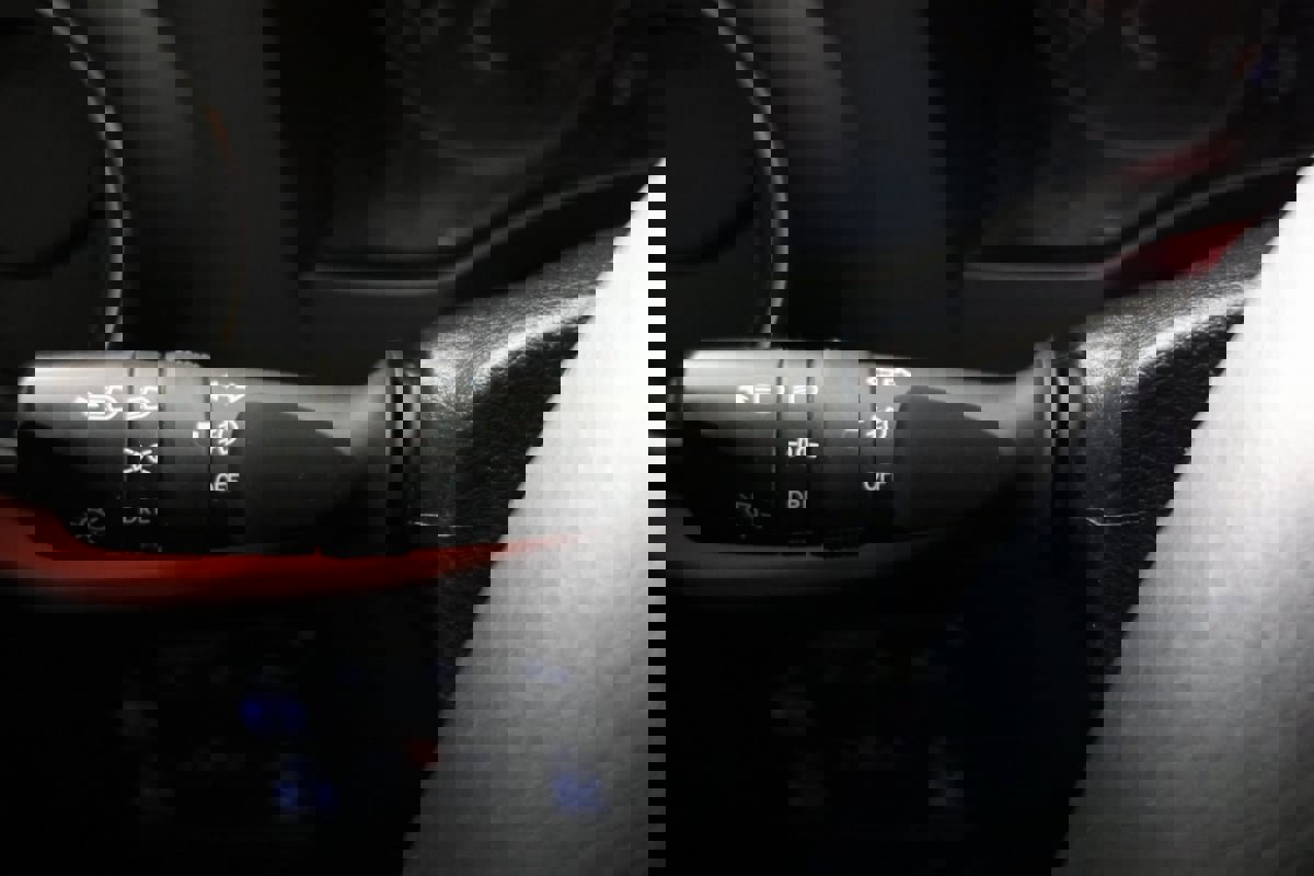 Used 2019 Toyota Tacoma TRD Off-Road image 23