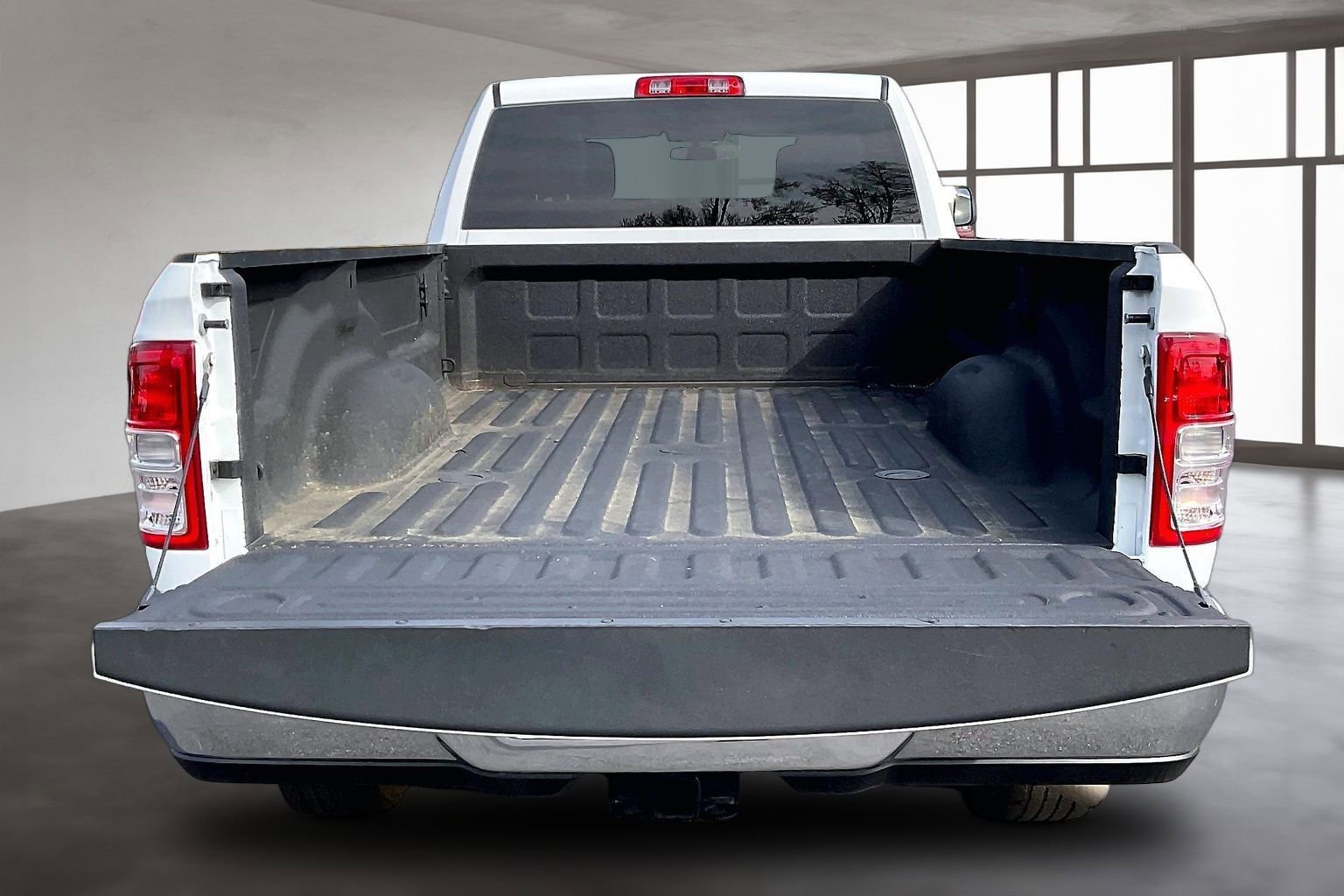 Used 2022 RAM 2500 Tradesman w/ Chrome Appearance Group image 7