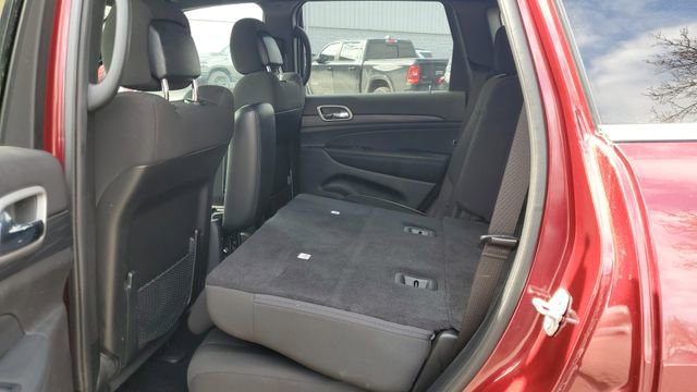 Certified 2021 Jeep Grand Cherokee Laredo image 25
