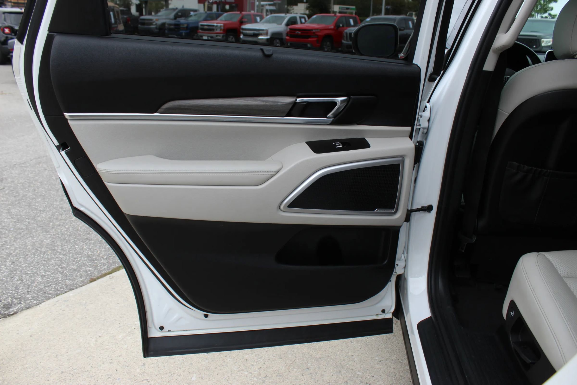 Used 2021 Kia Telluride EX w/ EX Premium Package image 20