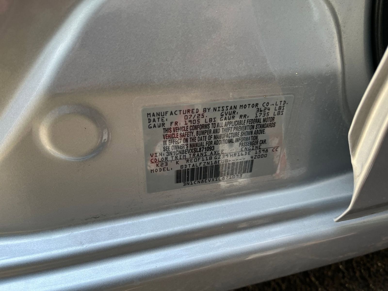 Used 2025 Nissan Versa SV image 27