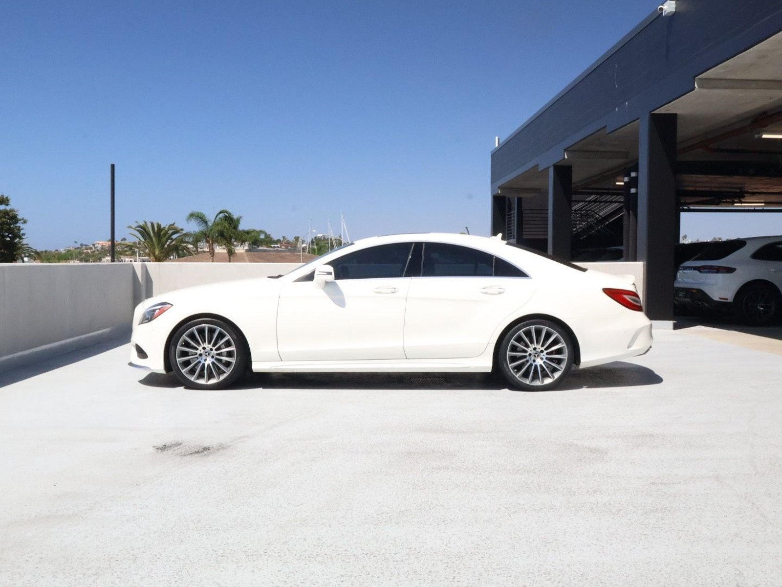Used 2018 Mercedes-Benz CLS 550 image 2