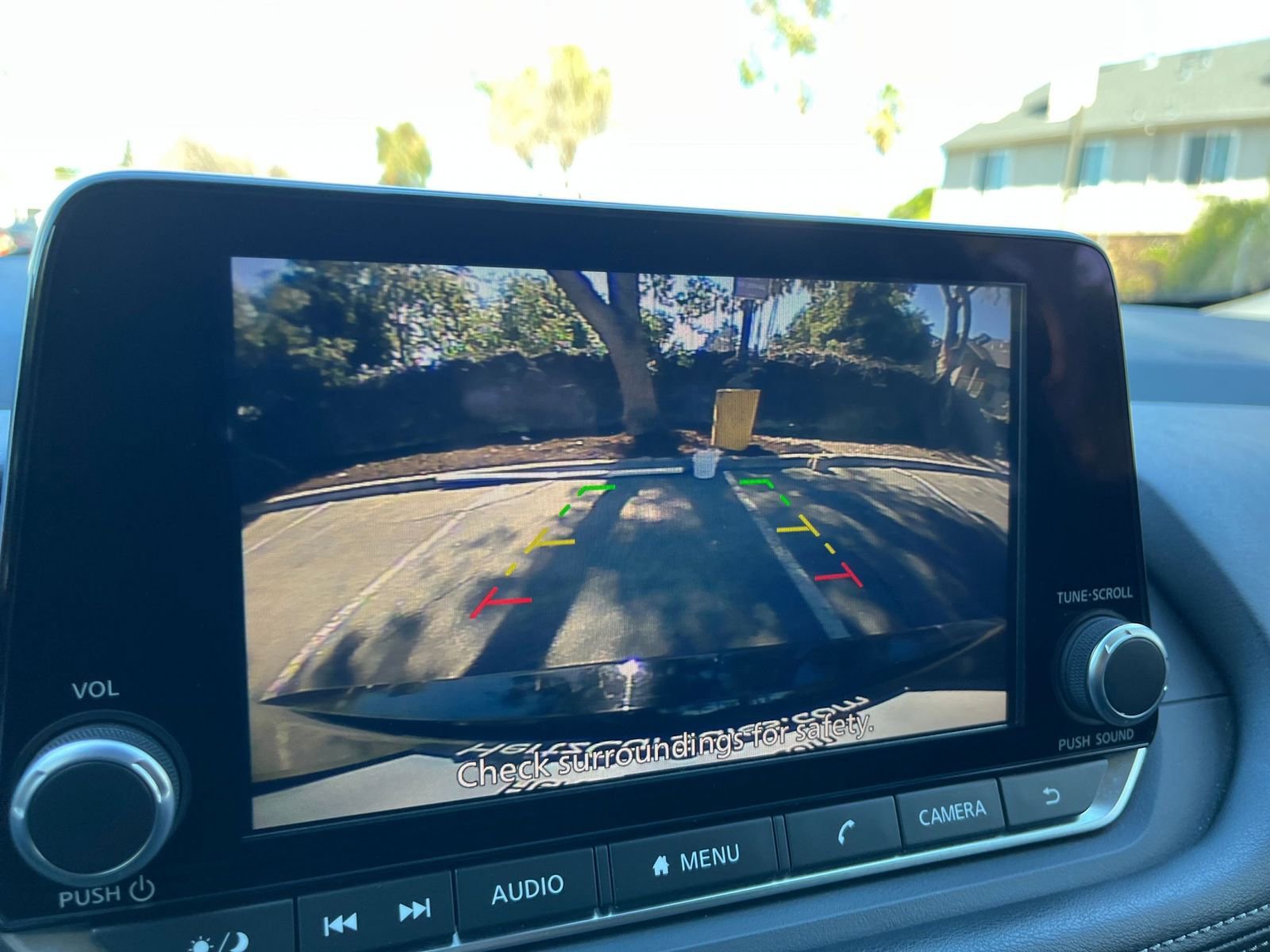 Used 2025 Nissan Rogue SV image 25