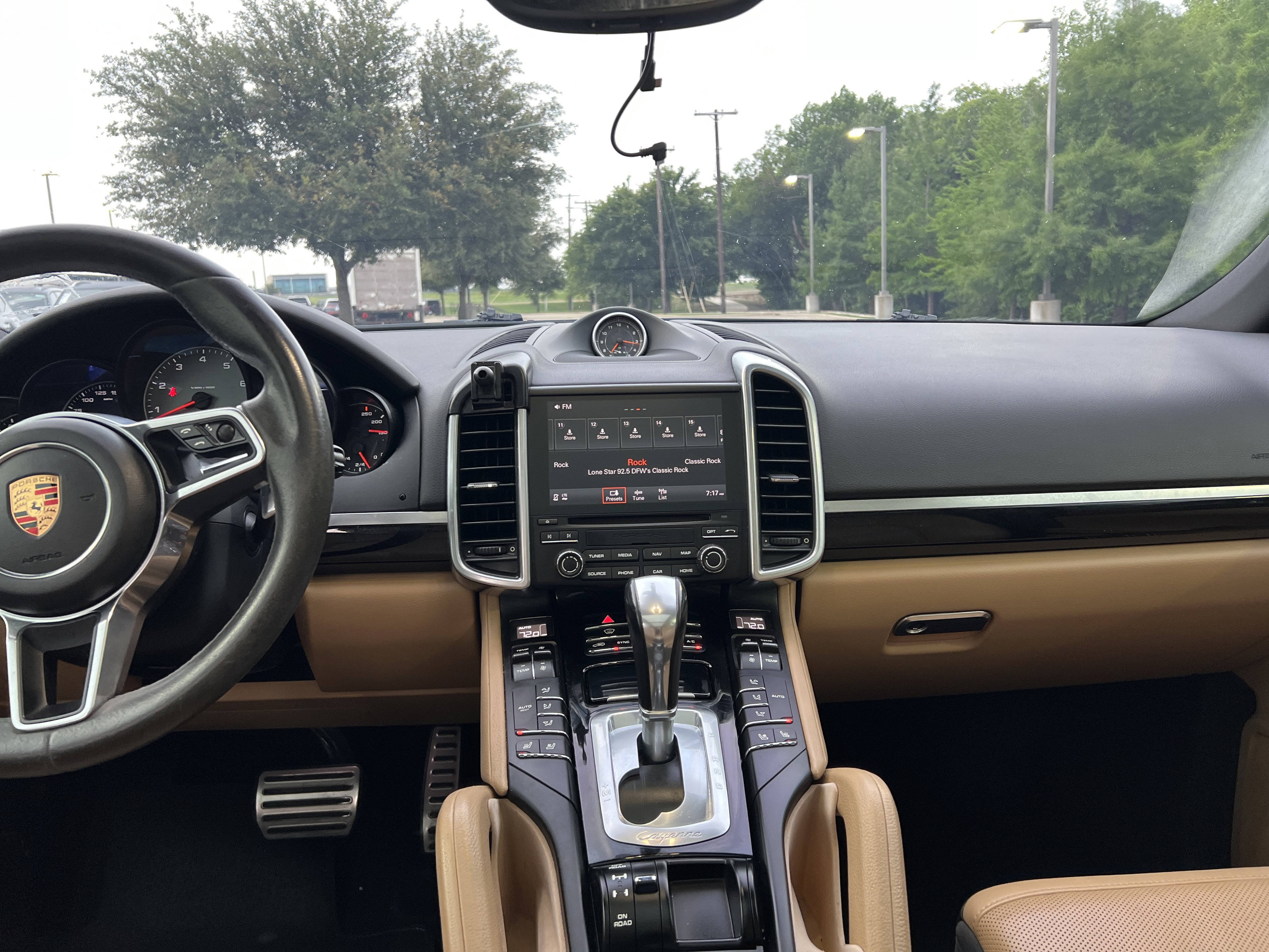 Used 2018 Porsche Cayenne S AWD/4WD image 26