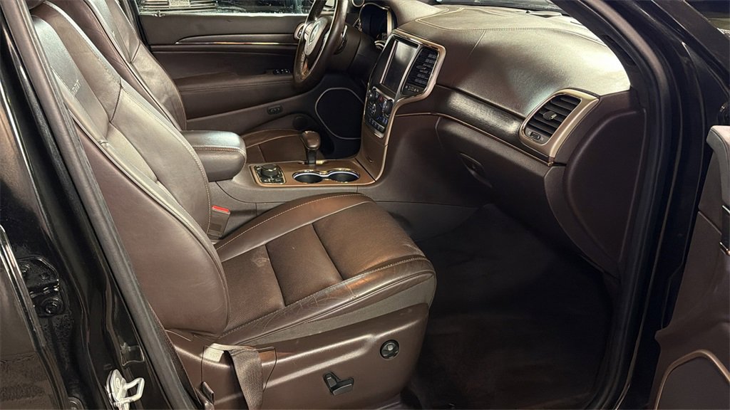 Used 2014 Jeep Grand Cherokee Summit image 9