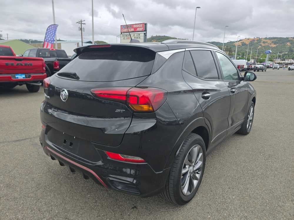 Used 2023 Buick Encore GX Select w/ Sport Touring Package AWD/4WD image 17