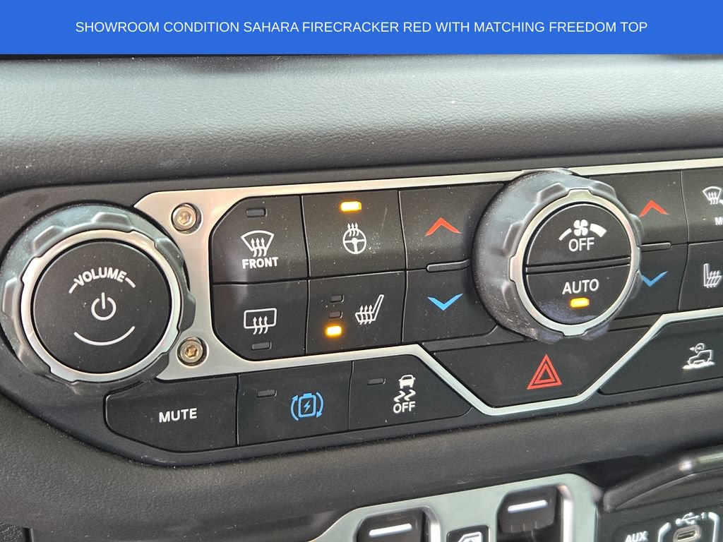 Used 2025 Jeep Wrangler Unlimited Sahara AWD/4WD image 24