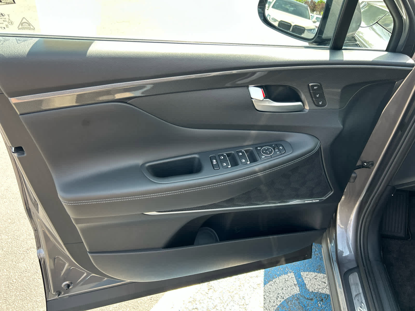 Used 2023 Hyundai Santa Fe Limited image 21