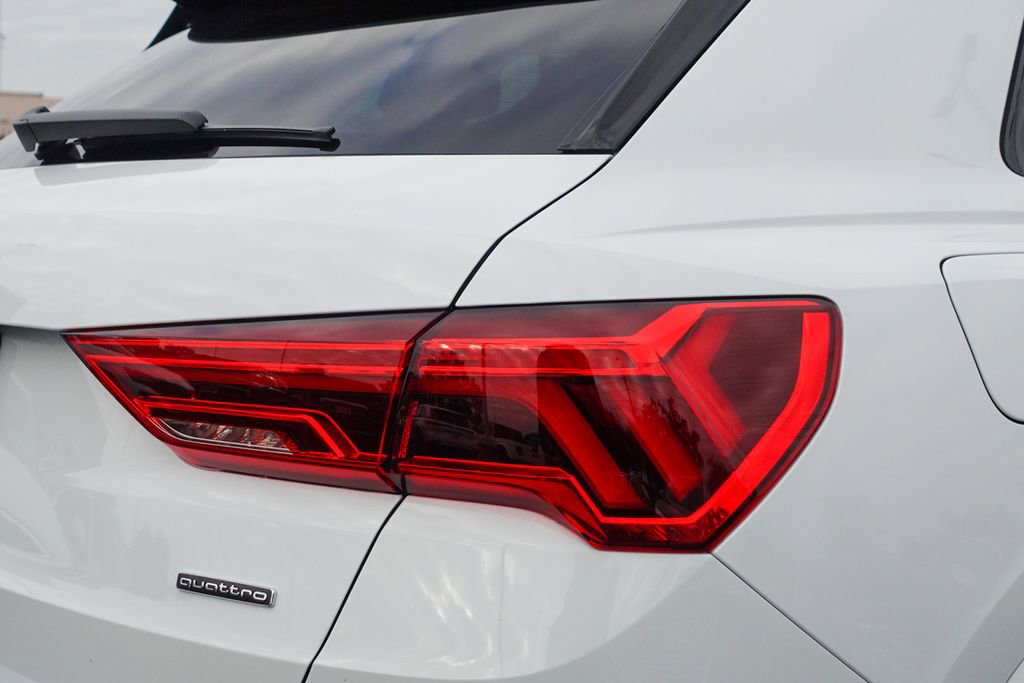 Used 2025 Audi Q3 2.0T Premium Plus w/ Premium Plus Package image 8