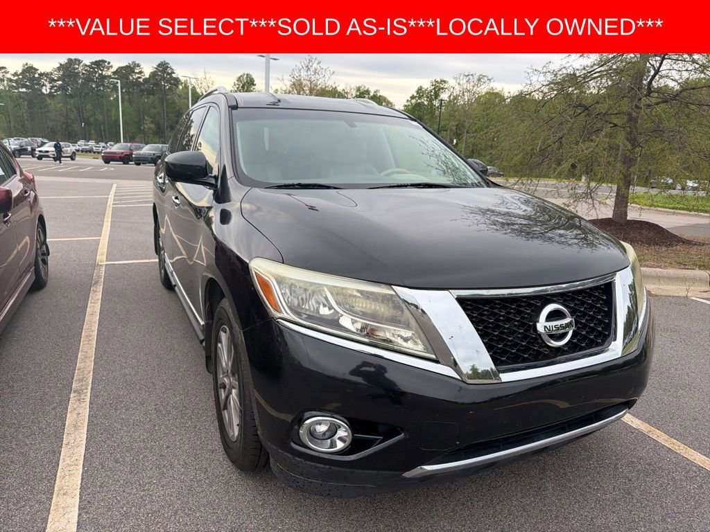 Used 2015 Nissan Pathfinder SL w/ SL Tech Package image 3