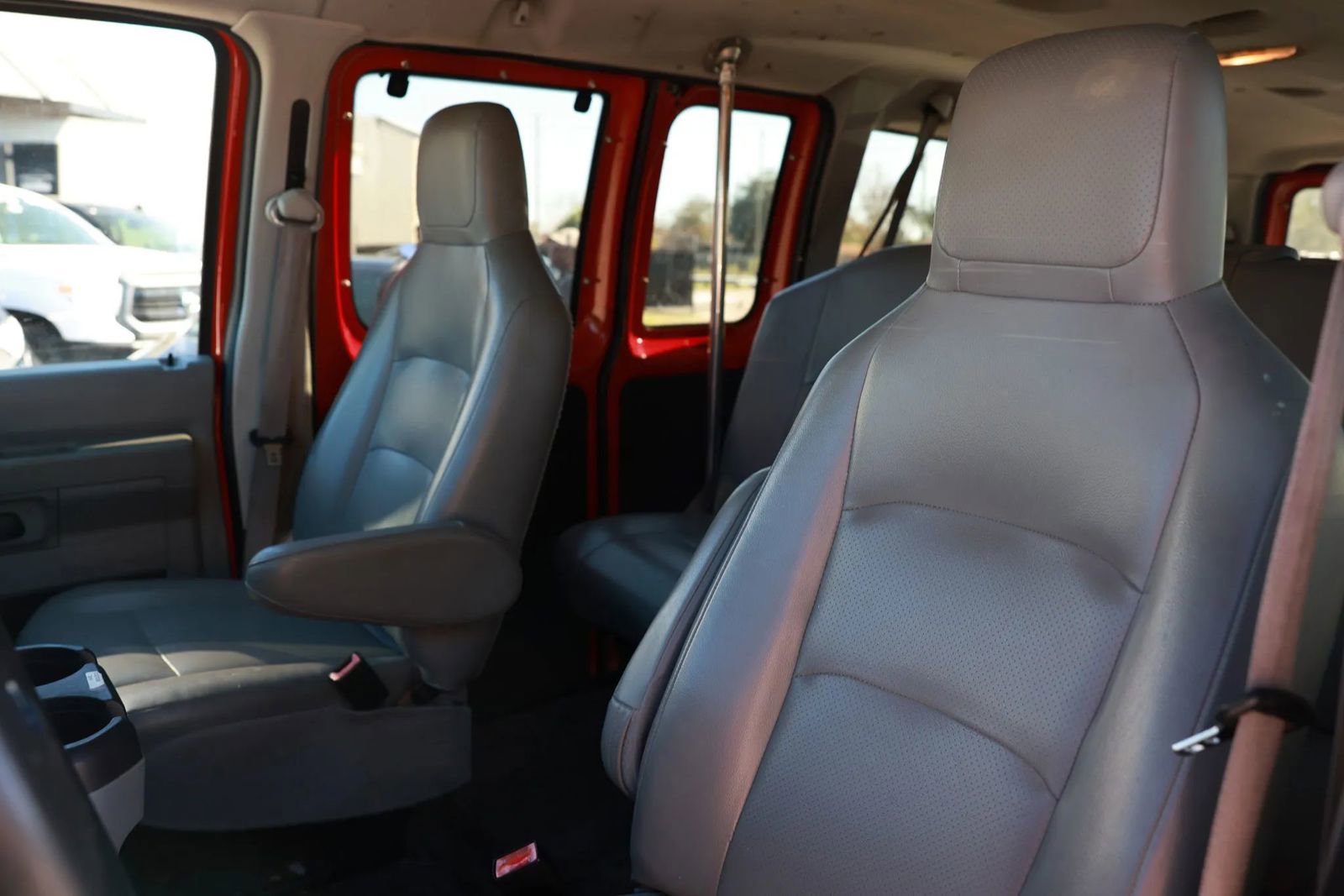 Used 2012 Ford E-350 and Econoline 350 XL image 14