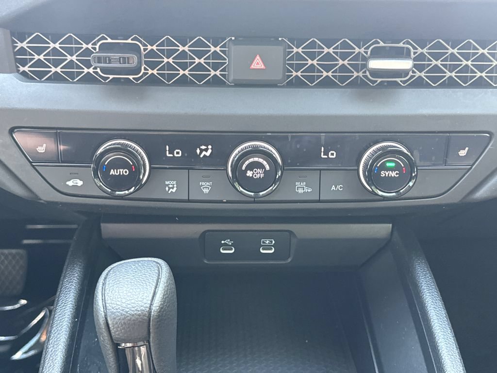 Certified 2025 Honda Accord SE image 25