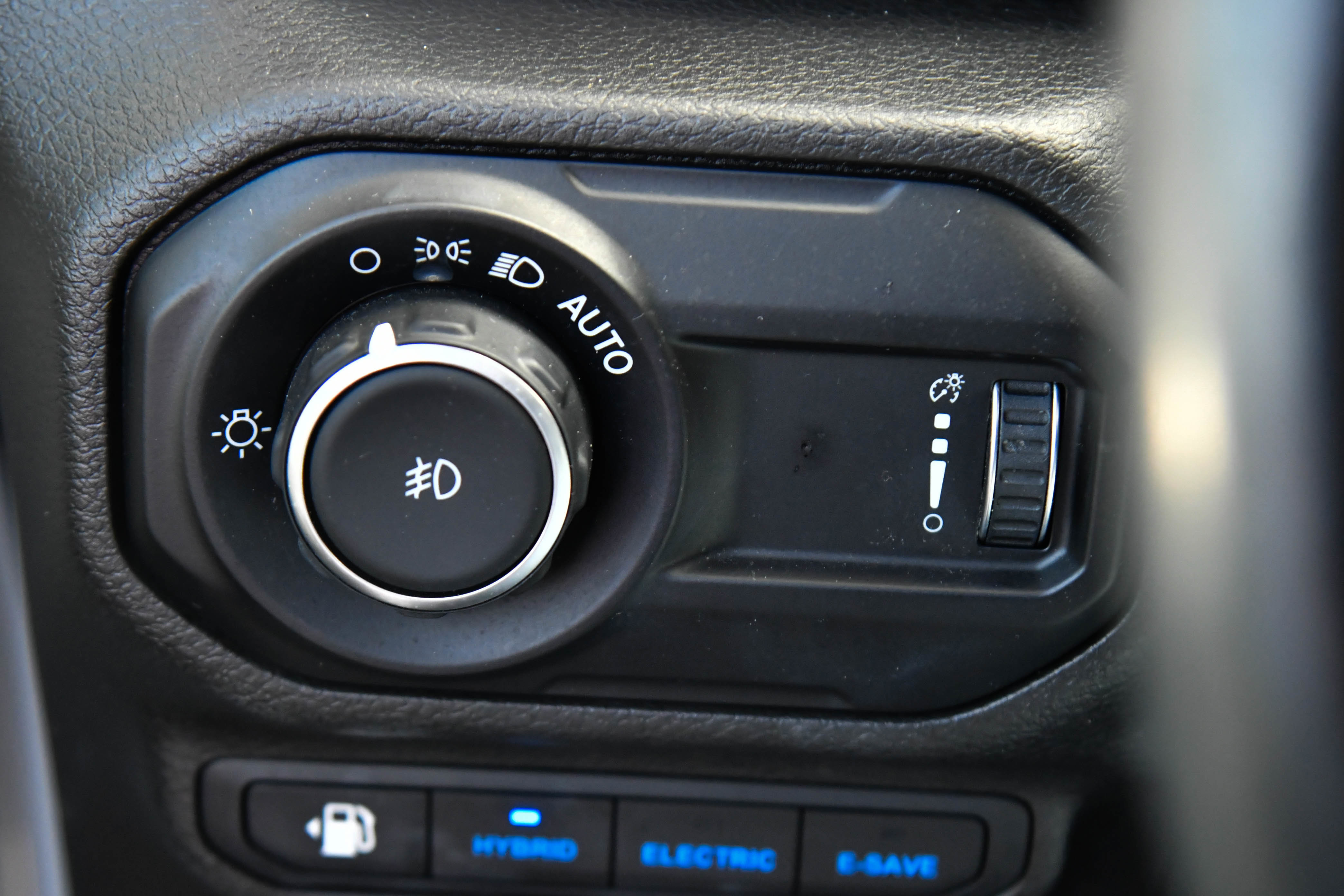 Used 2023 Jeep Wrangler Unlimited Rubicon 4xe w/ Steel Bumper Group image 36