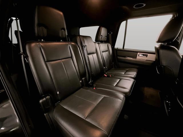 Used 2016 Ford Expedition XLT w/ Equipment Group 202A AWD/4WD image 27