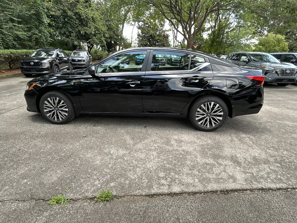 New 2026 Nissan Altima 2.5 SV AWD/4WD image 4