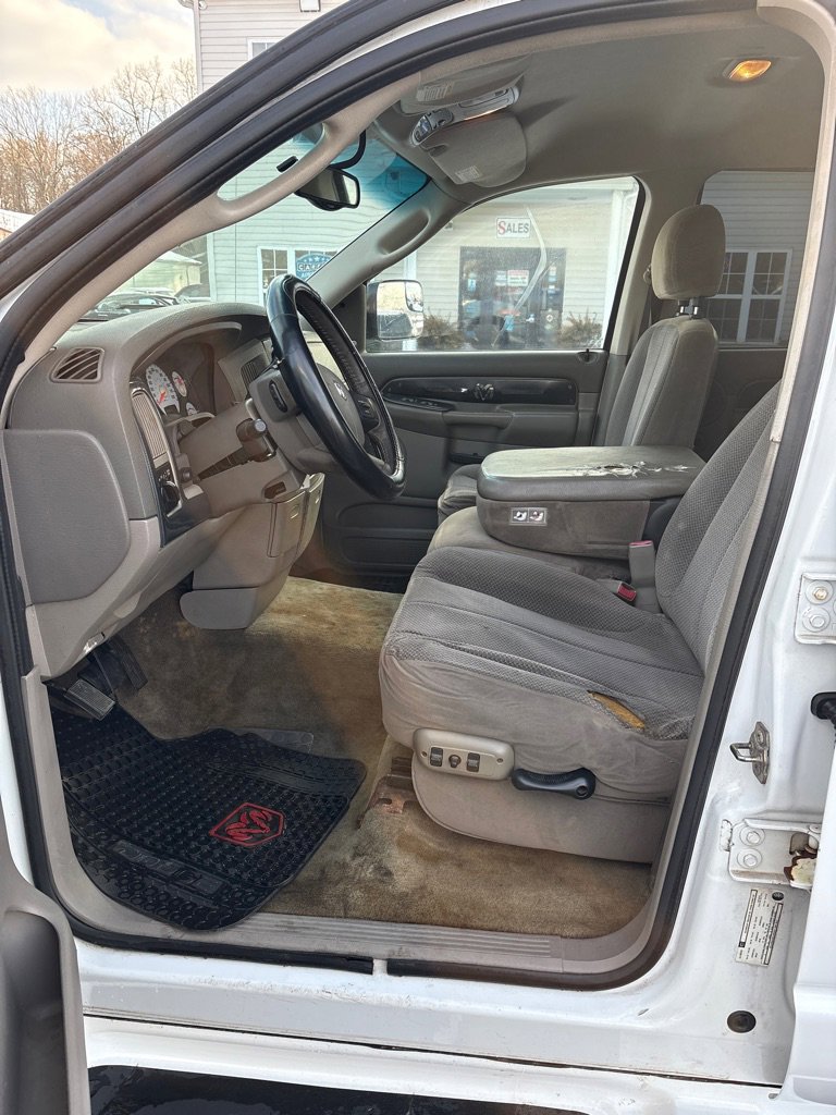 Used 2005 Dodge Ram 1500 Truck SLT image 9