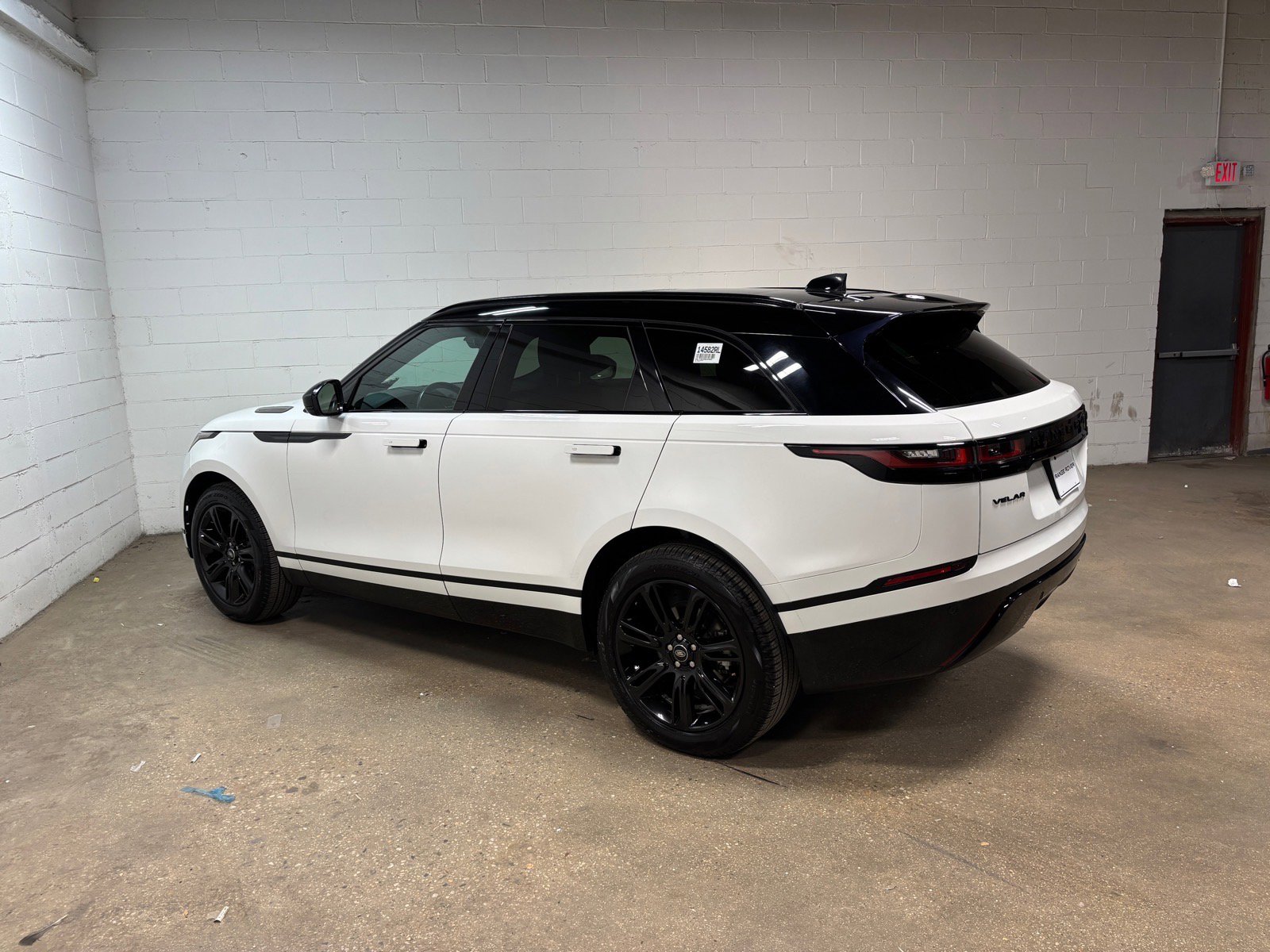 Used 2022 Land Rover Range Rover Velar R-Dynamic S AWD/4WD image 10