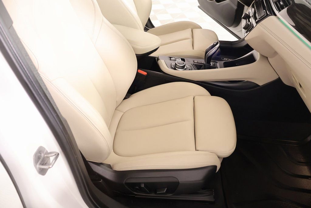 Used 2022 BMW X2 xDrive28i w/ Convenience Package image 14