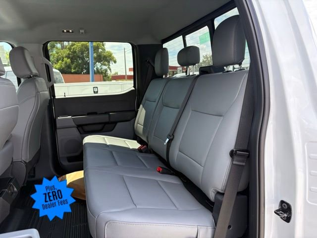 New 2026 Ford F350 4x4 Crew Cab DRW Super Duty image 10