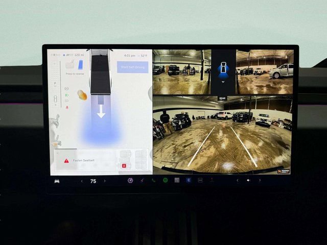 Used 2024 Tesla Cybertruck AWD Crew Cab image 14