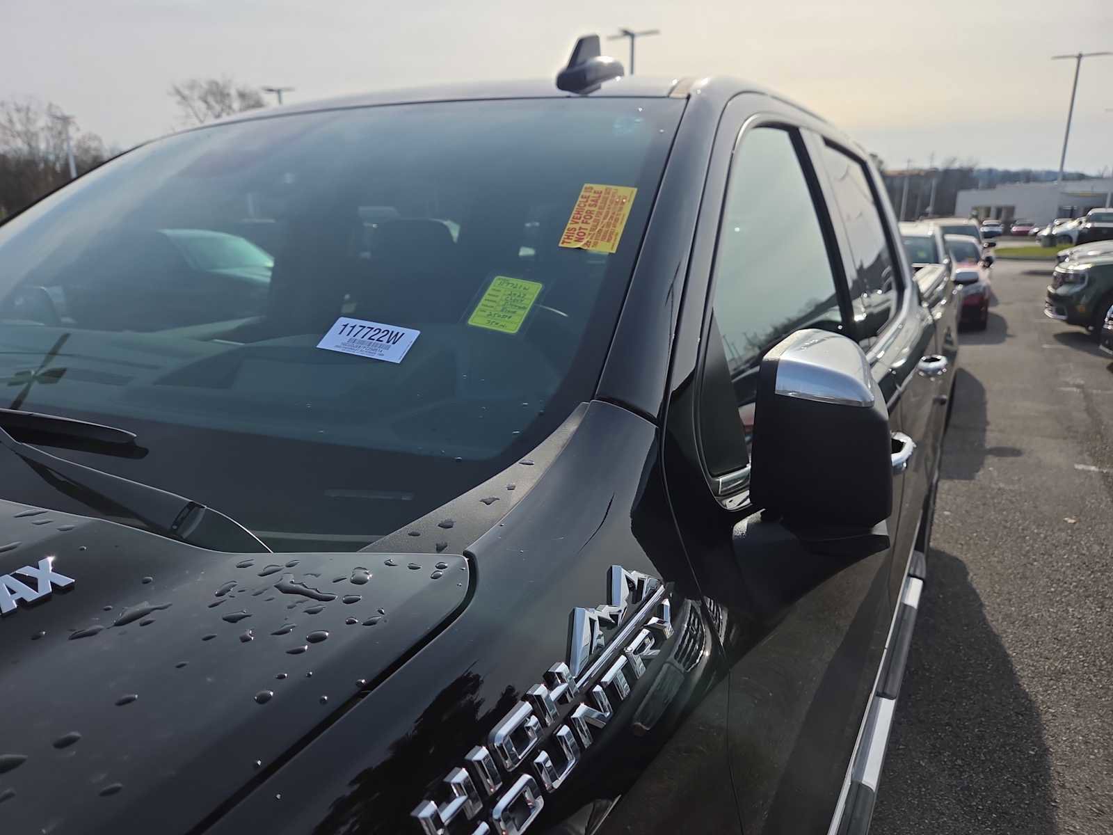 Used 2023 Chevrolet Silverado 1500 High Country w/ High Country Premium Package image 11