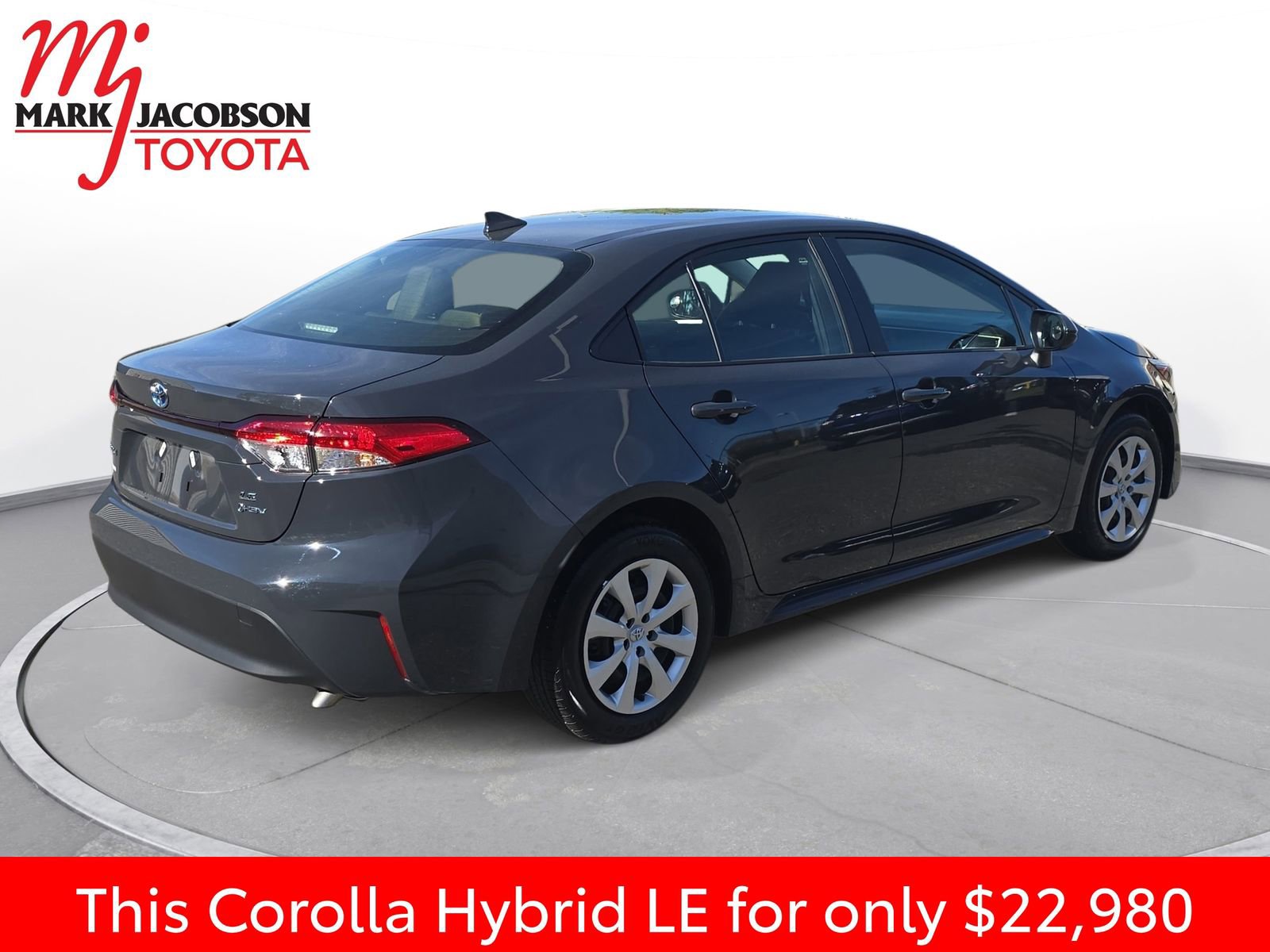 Used 2025 Toyota Corolla LE image 9