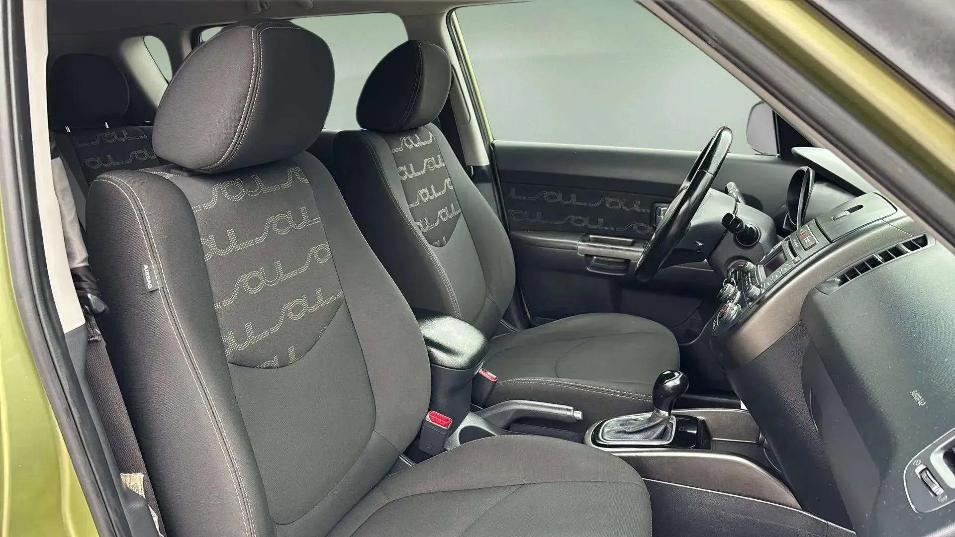 Used 2013 Kia Soul + image 26