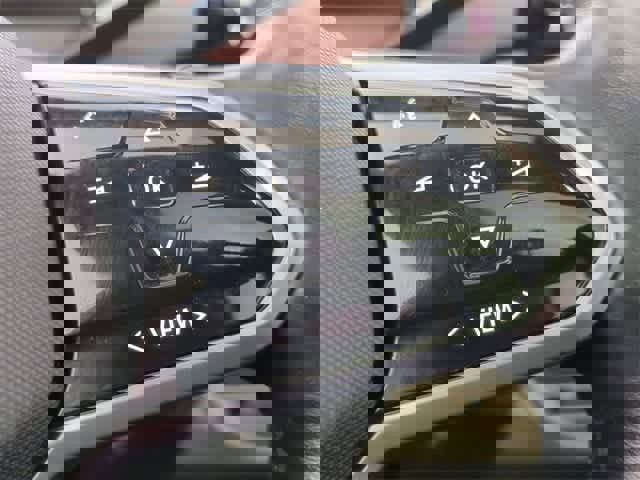 Used 2022 Volkswagen ID.4 Pro S image 25