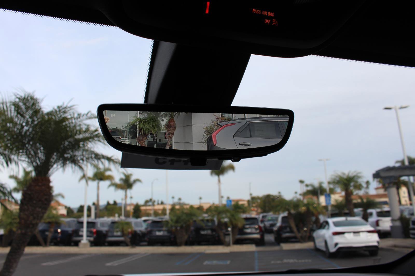 Used 2023 Chevrolet Traverse Premier w/ Redline Edition image 25