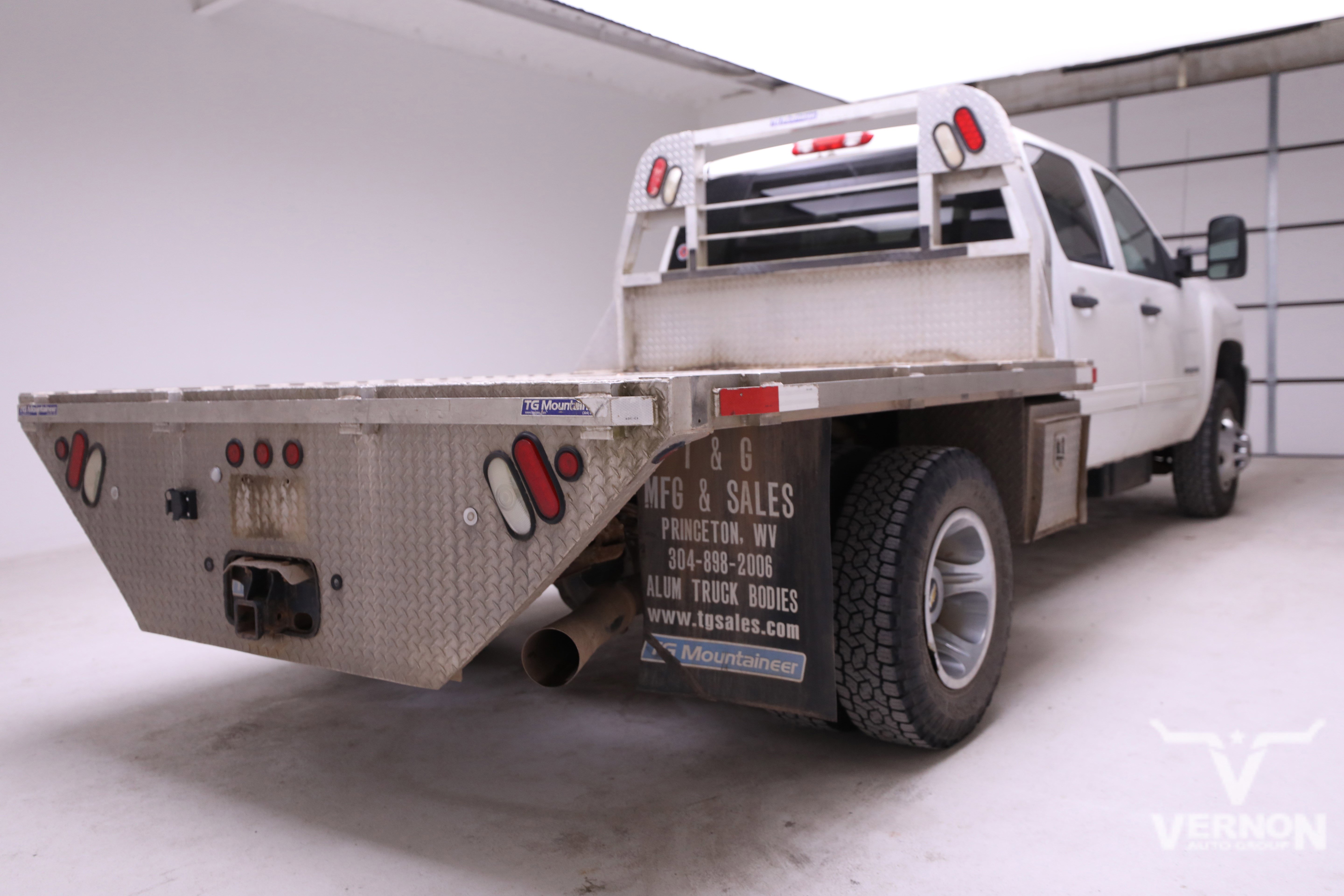 Used 2013 Chevrolet Silverado 3500 LT w/ Convenience Package image 4