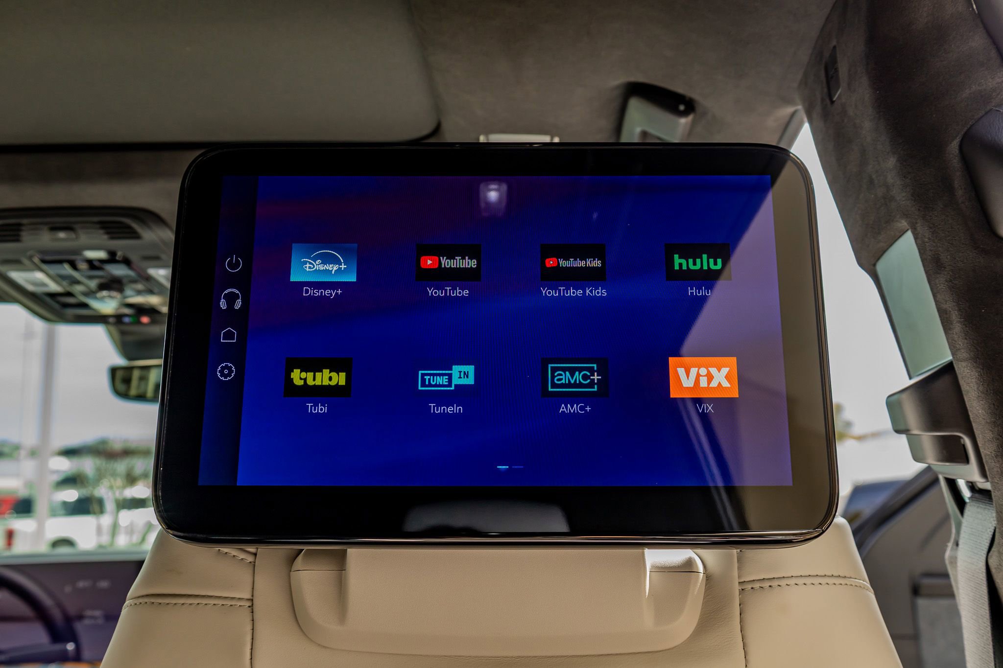 Used 2026 Cadillac Escalade Platinum Sport w/ LPO, ONYX Package image 33