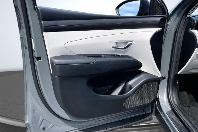 Used 2025 Hyundai Tucson SEL FWD image 19