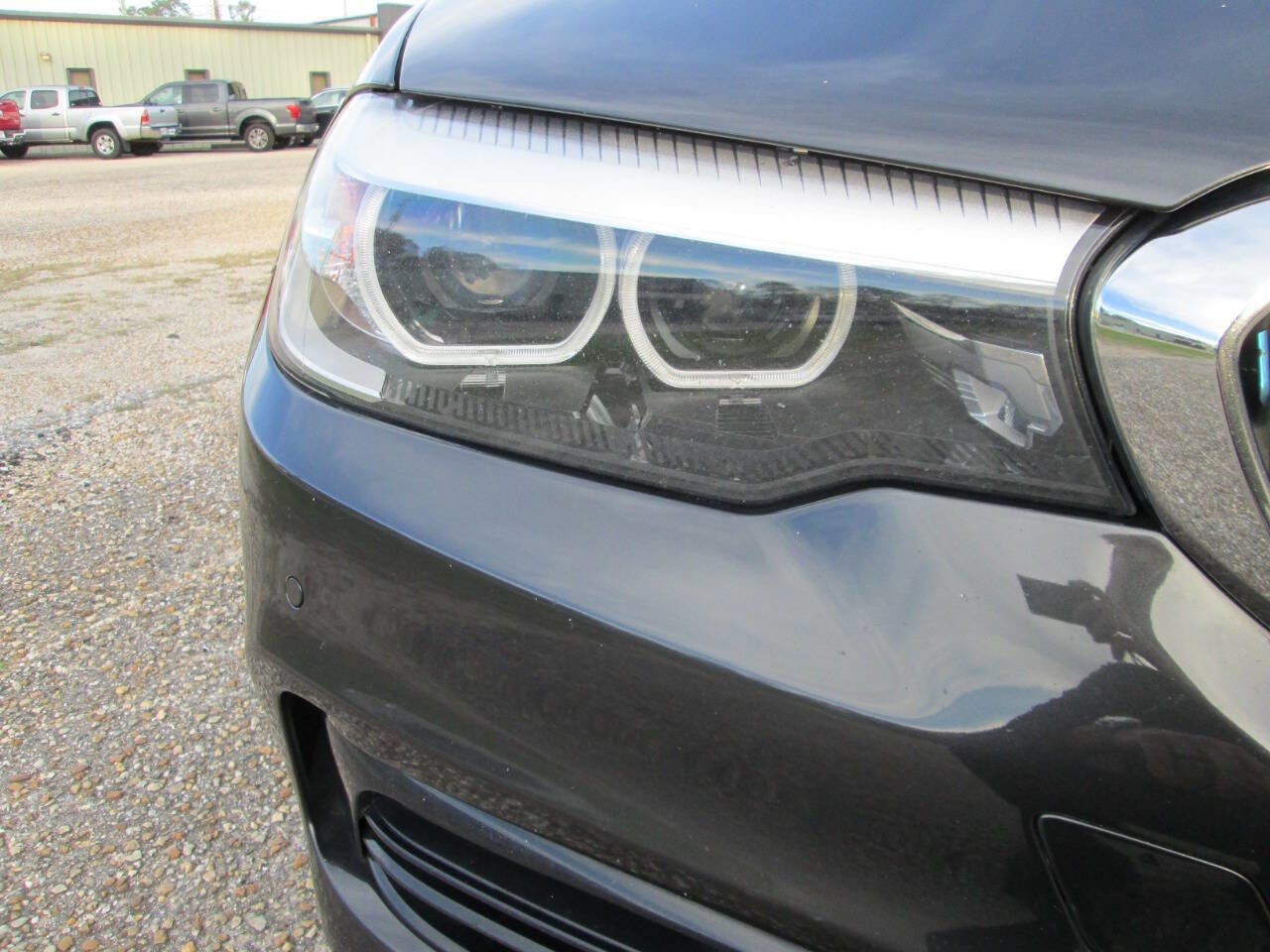 Used 2019 BMW 530e 530e iPerformance 4dr Sedan w/ Convenience Package image 13