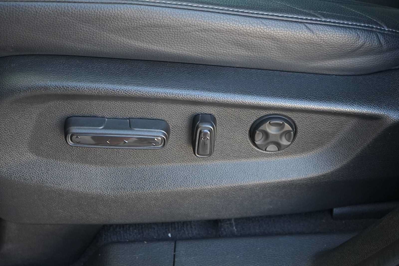 Used 2023 Honda Odyssey Touring image 12