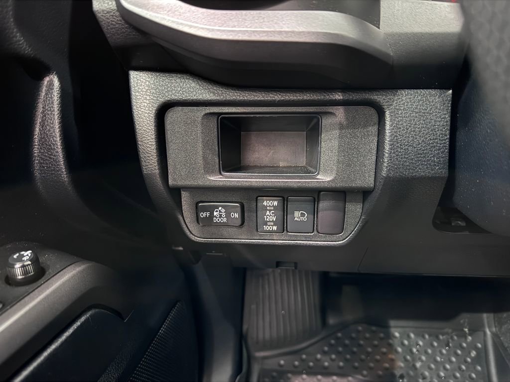 Used 2019 Toyota Tacoma TRD Off-Road image 24